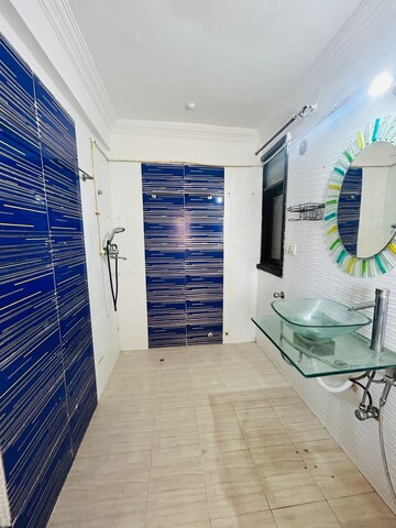 Bathroom in 2 BHK Apartment at Seawoods – for Rent