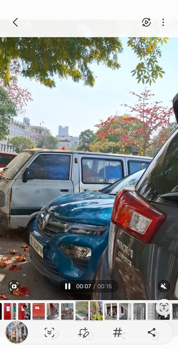 Parking in  Showroom at Connaught Place – for Rent