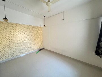 Room in 1 BHK Apartment at Gera Shrishti, Wagholi – for Rent