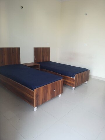 Room in  Pg at Sector 44 – for Rent
