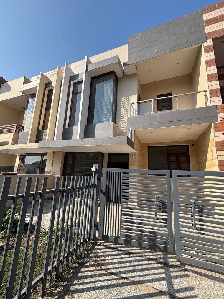Exterior View, sector 117 3 Bedroom 111 Sq.Yd. Independent House In Sector 117 Mohali 8330070