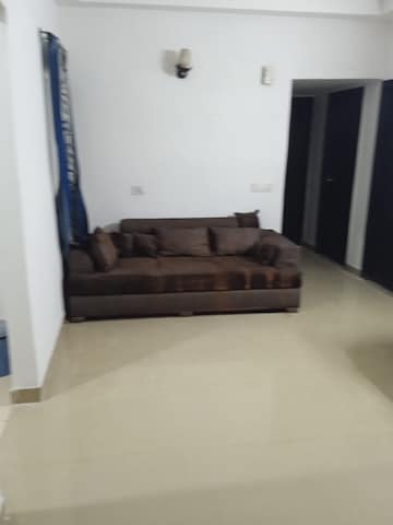 1 BHK Villa For Rent in Sector 28 Noida  8330104