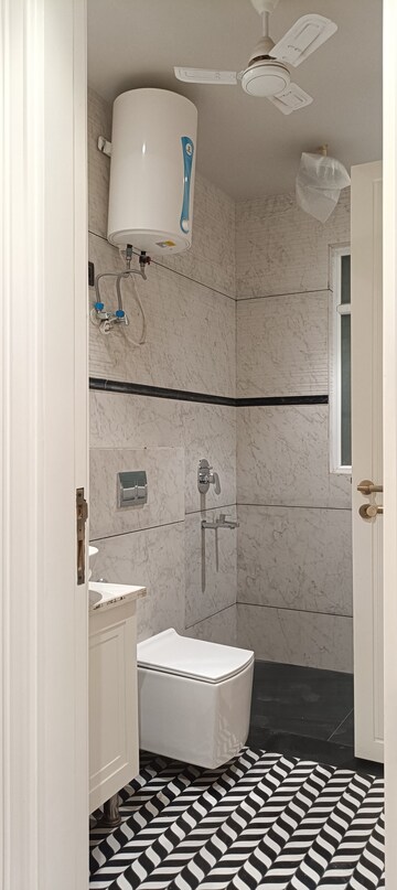Bathroom in 3 BHK Builder Floor at Ashoka Niketan – for Rent