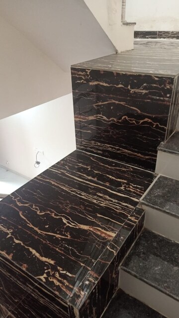 Staircase in 2.5 BHK Villa at Makhmalabad – for Rent