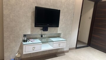 Furnished Amenities in 3 BHK Apartment at Bhagwati Greens, Kharghar – for Rent