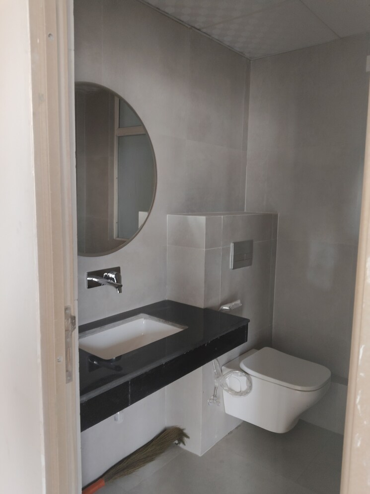 Bathroom, rps-auria 5 Bedroom 3400 Sq.Ft. Apartment In Sector 88 Faridabad 8330203