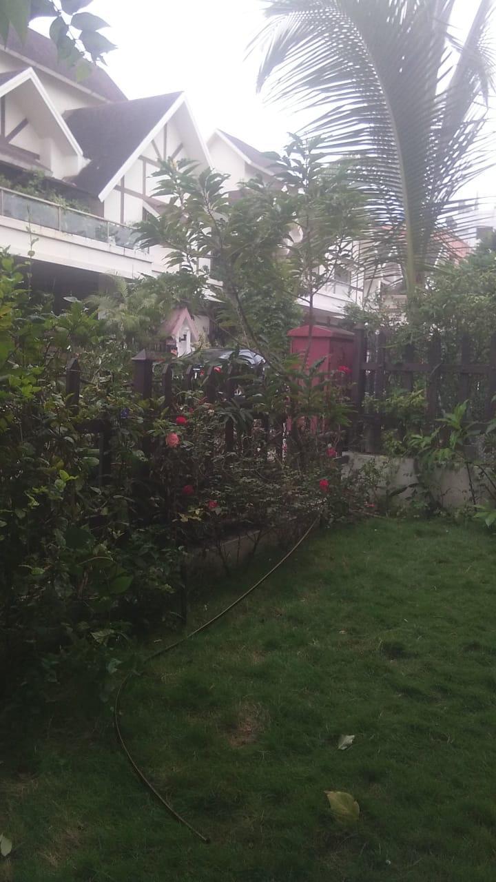 3 BHK + Extra Room 2200 Sq.Ft. Villa in Kumar Picasso