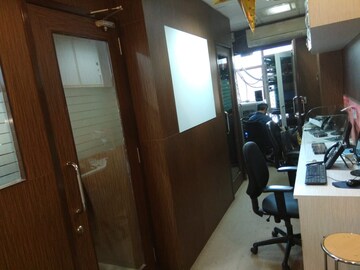 Commercial Office Space 400 Sq.Ft. For Rent in Sant Nagar Delhi  8330281