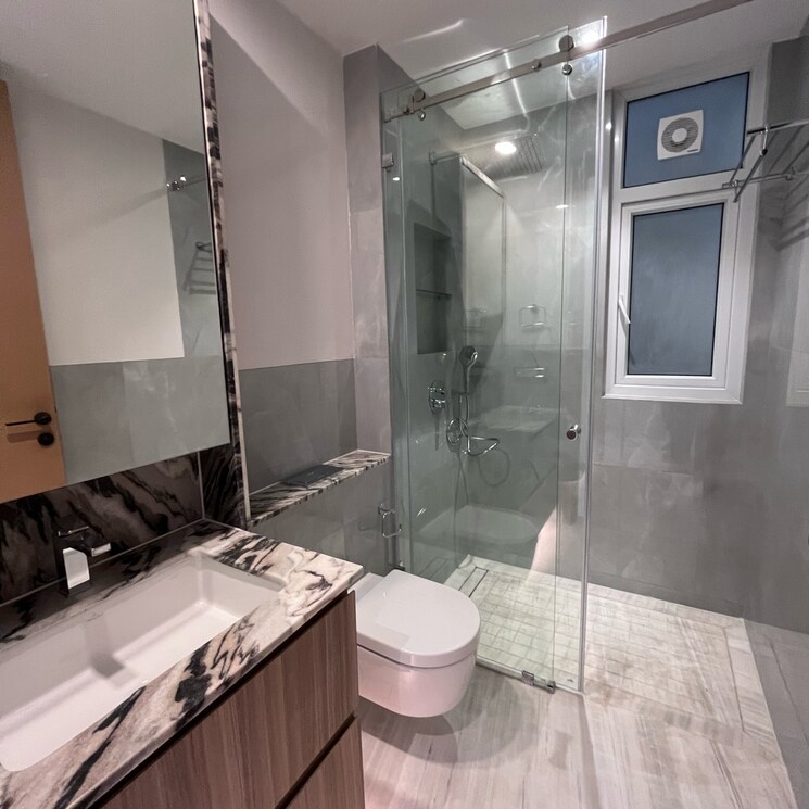 Bathroom, dlf-city-phase-v 3.5 Bedroom 1754 Sq.Ft. Builder Floor In Sector 53 Gurgaon 8330285