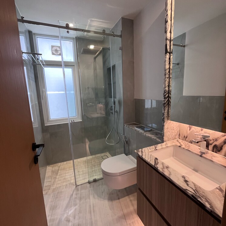 Bathroom, dlf-city-phase-v 3.5 Bedroom 1754 Sq.Ft. Builder Floor In Sector 53 Gurgaon 8330285