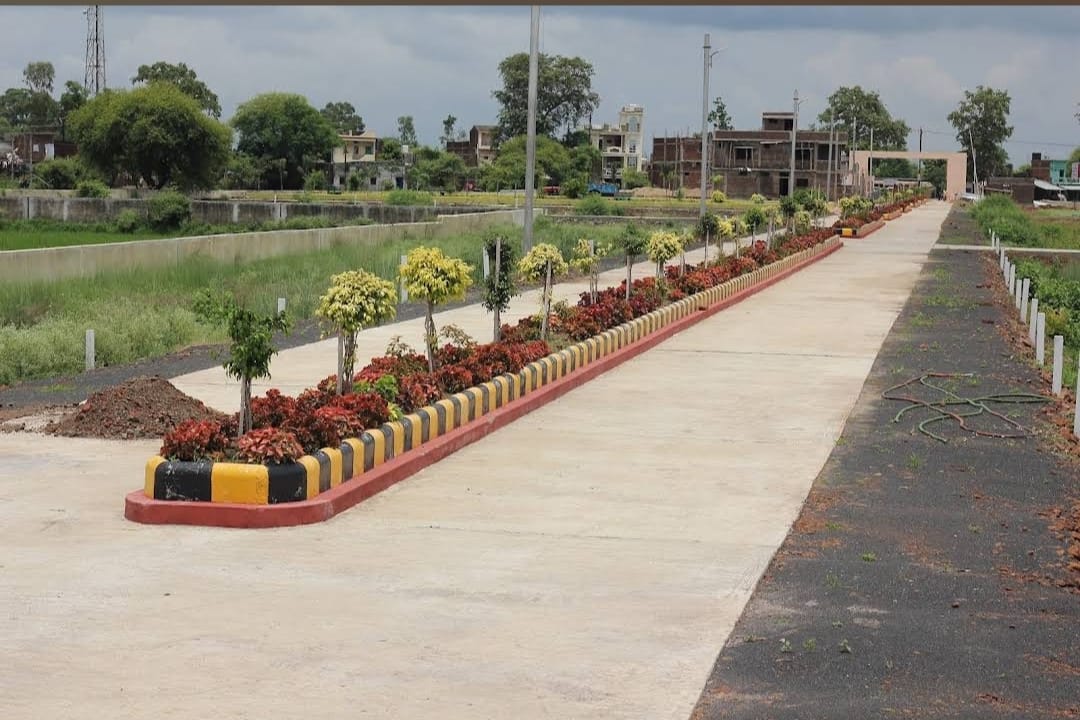 Plot For Sale in Balaji Bliss