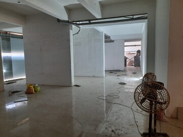 Commercial Showroom 10000 Sq.Ft. For Rent in Malad East Mumbai  8330317