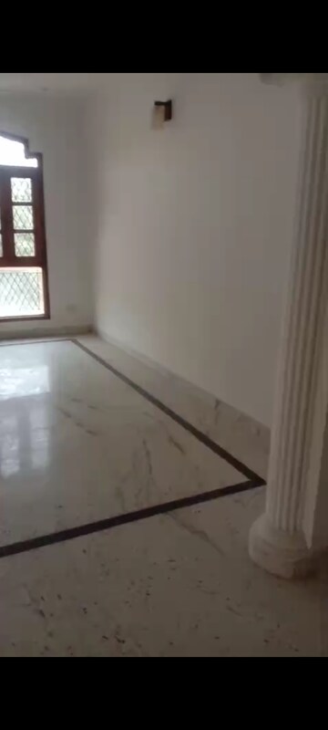 Room in 2 BHK Builder Floor at East Of Kailash – for Rent