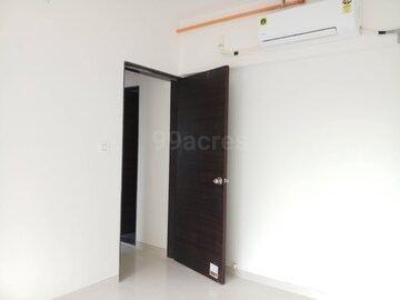 Room in 1 BHK Apartment at Crystal Armus, Chembur – for Rent