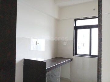 Room in 1 BHK Apartment at Crystal Armus, Chembur – for Rent