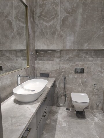 Bathroom in 3 BHK Builder Floor at Safdarjung Development Area – for Sale