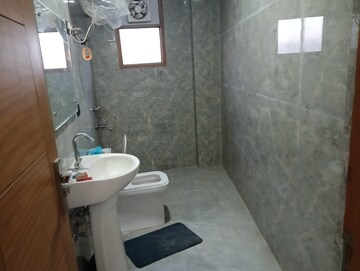 Bathroom in 1 BHK Apartment at Saket – for Rent