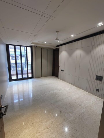 Room in 3 BHK Builder Floor at Safdarjung Development Area – for Sale