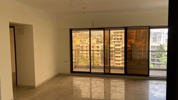 Room in 2 BHK Apartment at MM Spectra, Chembur – for Rent