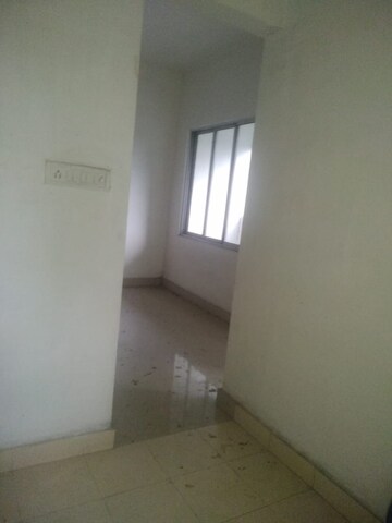 Room in 3 BHK Apartment at Godrej Prakriti, Bt Road – for Sale
