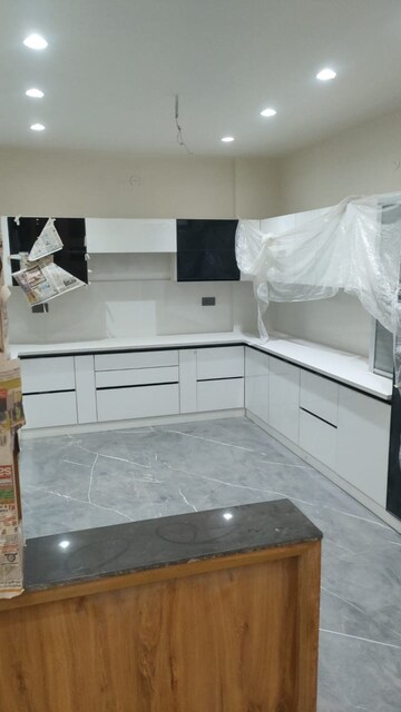 Kitchen in 3 BHK Builder Floor at Sector 43 – for Sale