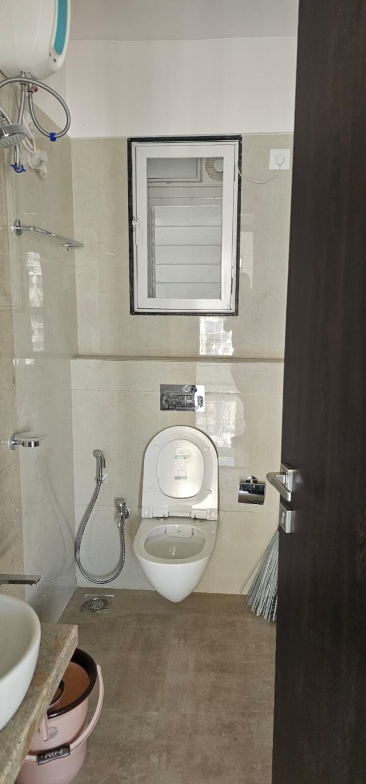 Bathroom, kolte-patil-evara 2 Bedroom 605 Sq.Ft. Apartment In Borivali West Mumbai 8330584