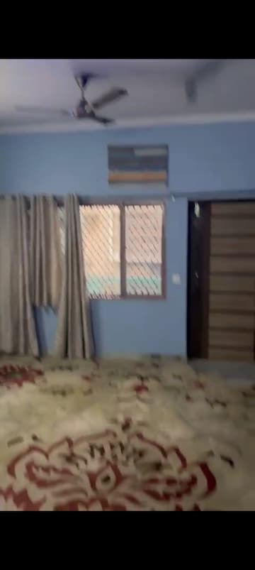 2 BHK Builder Floor For Rent in Shipra Suncity Vaibhav Khand Ghaziabad  8330600