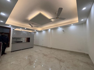 3 BHK Builder Floor For Rent in Freedom Fighters Enclave Delhi  8330602