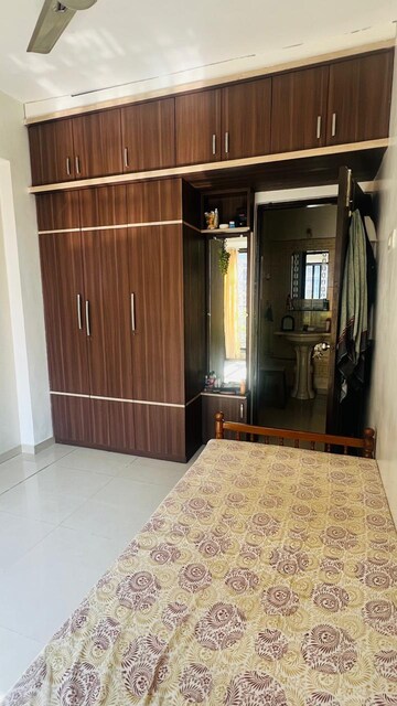 Room in 2 BHK Apartment at Siddhi CHS Sanpada, Sanpada – for Rent