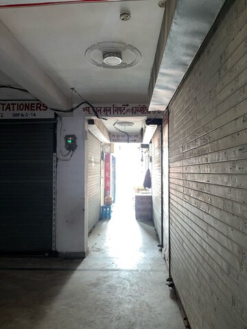  Shop – Exterior View View at Kamta - for Sale