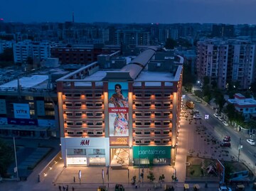  Showroom – Exterior View View at Jodhpur - for Rent