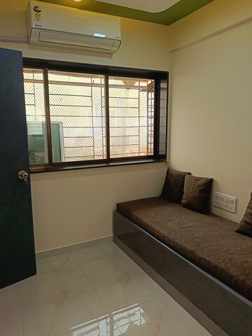 Room in 1 BHK Apartment at Marwadi Wadi Tower, Parel – for Rent