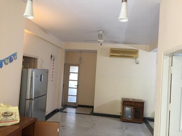Room in 3 BHK Apartment at Nirvana Courtyard, Sector 50 – for Rent