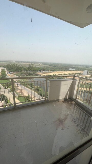 Balcony in 3.5 BHK Apartment at M3M Woodshire, Sector 107 – for Rent