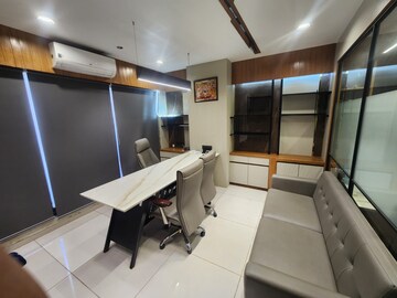  Office Space For Rent in Bodakdev