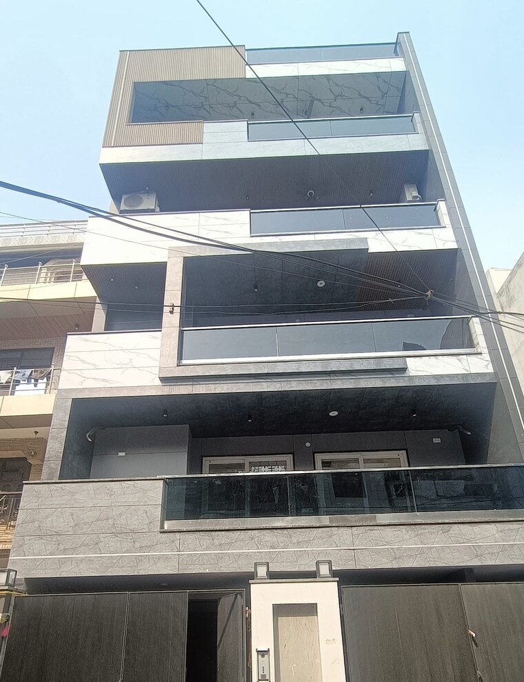 Exterior View, vikas puri 2.5 Bedroom 890 Sq.Ft. Builder Floor In Vikas Puri Delhi 8330774