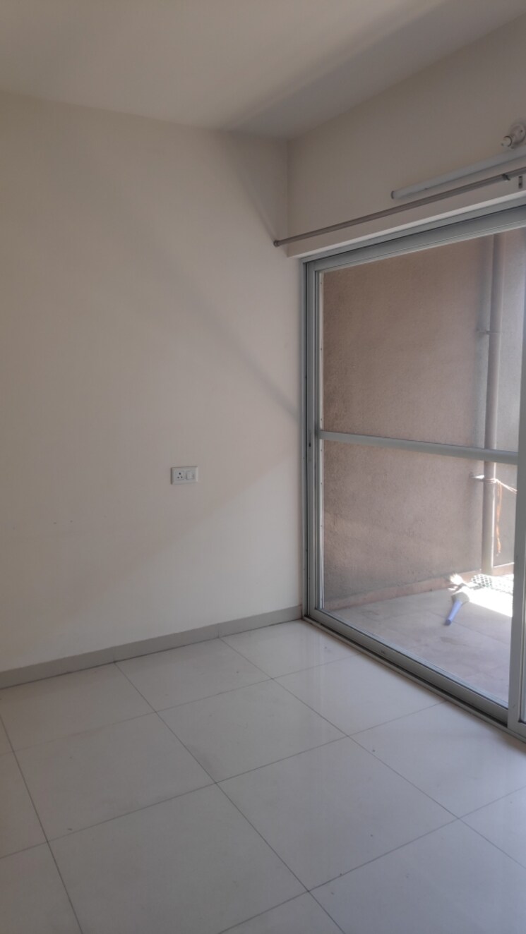 Room, mantra-29-gold-coast 1 Bedroom 460 Sq.Ft. Apartment In Tingre Nagar Pune 8330803