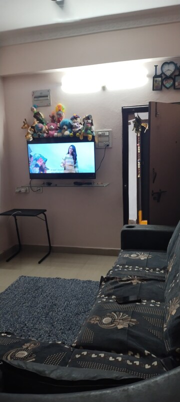 Furnished Amenities in 2 BHK Apartment at Pavani Laxmi Nivas, Madhapur – for Rent