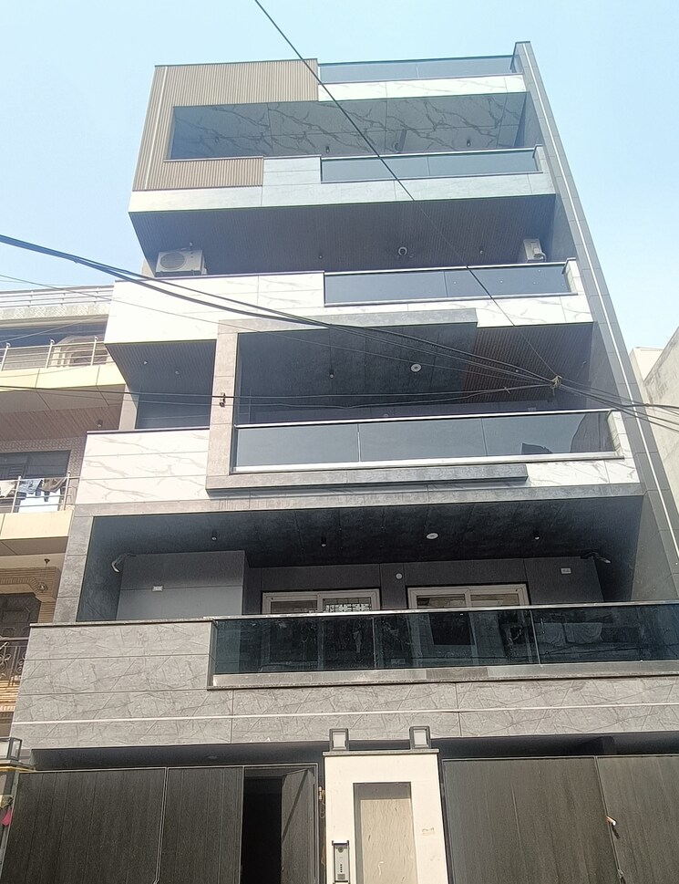 Exterior View, vikas puri 3.5 Bedroom 1110 Sq.Ft. Builder Floor In Vikas Puri Delhi 8330851