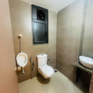   Office Space at Bodakdev – for Rent
