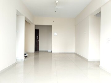 Room in 3 BHK Apartment at Yash Vivek CHS, Panch Pakhadi – for Sale