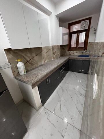 Kitchen in 1.5 BHK Builder Floor at Saket – for Rent