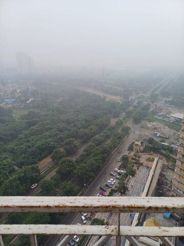 Master Bedroom in 2 BHK Apartment at Migsun Twinz, Eta Ii Greater Noida – for Sale