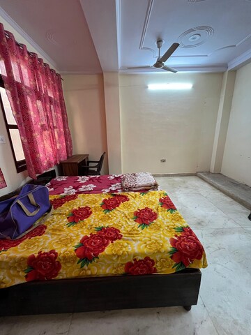 Bedroom in 2 BHK Builder Floor at Karol Bagh – for Rent