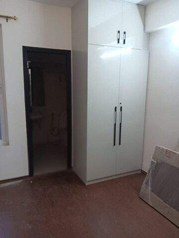 Room in 3 BHK Apartment at 3C Orris Greenopolis, Sector 89 – for Rent