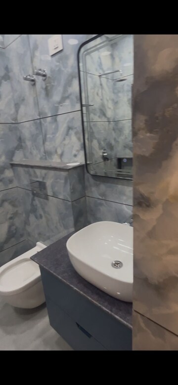 Bathroom in 3 BHK Builder Floor at Ardee City, Sector 52 – for Rent
