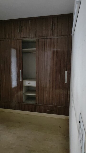 Bathroom in 3 BHK Apartment at Sanghavi Paradise A Building, Baramati – for Sale