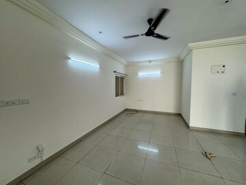 Room in 2 BHK Apartment at Godrej Woodsman Estate, Hebbal – for Rent