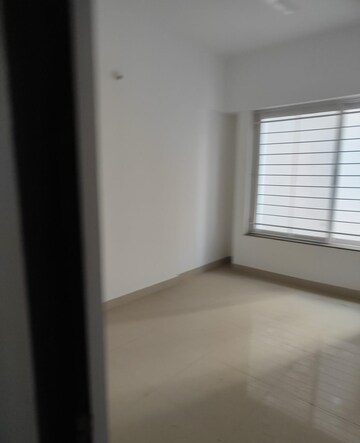 Room in 4 BHK Apartment at Vyom Avinea, Hadapsar – for Sale