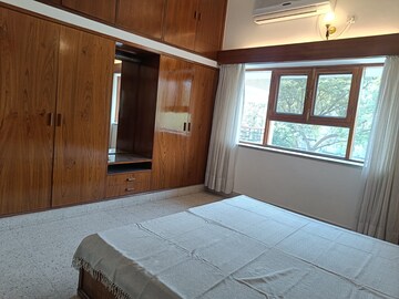 Bedroom in 3 BHK Builder Floor at Jor Bagh – for Rent